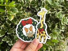 Load image into Gallery viewer, Giraffe Christmas Wreath Vinyl Sticker